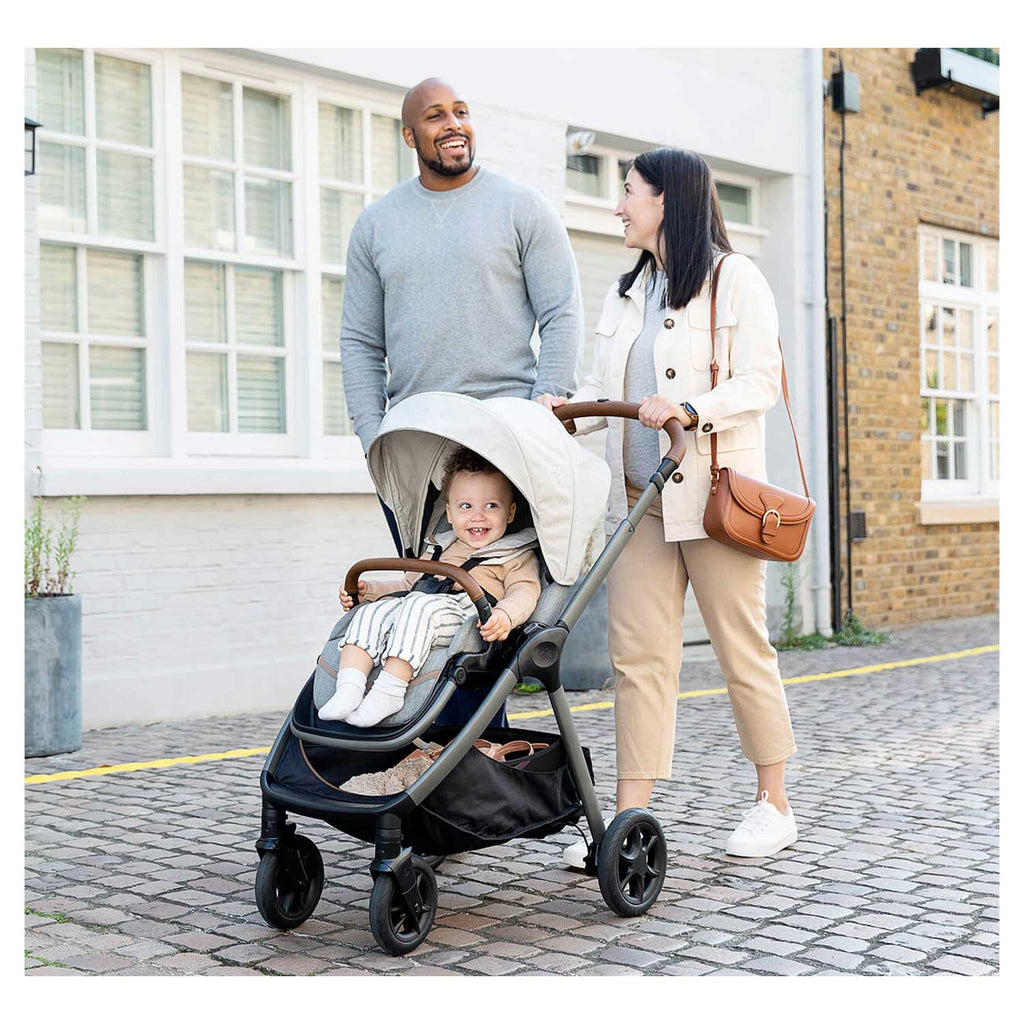 Joie - Trio Con Passeggino Finiti +Navicella Calmi + S.A. I Level Recline + Base Omaggio